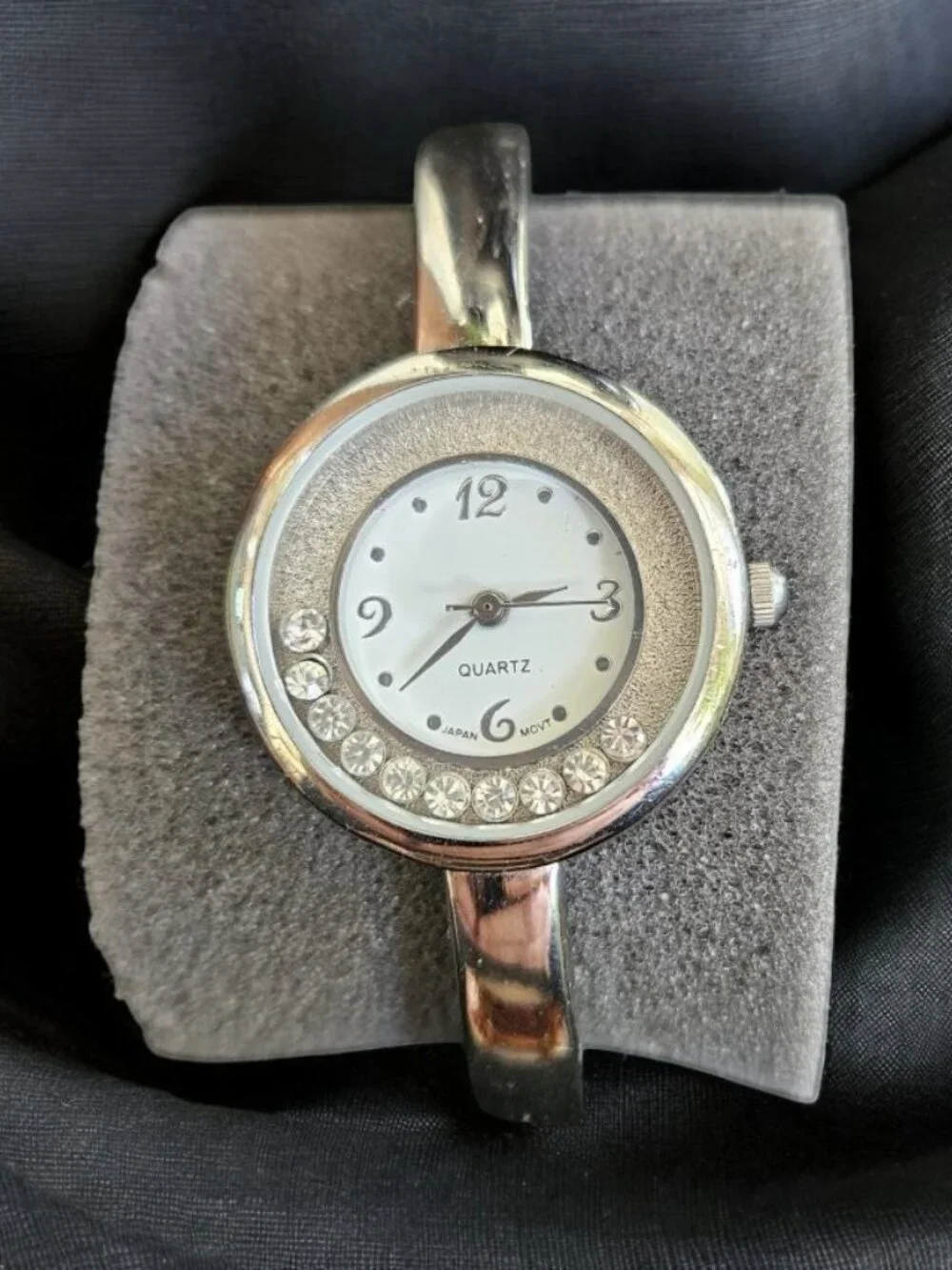 Silvertone Rotating Rhinestones Hinged Ladies Bangle Bracelet Quartz Watch